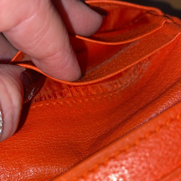 Gucci Marmont Flora Limited Edition Bifold Wallet EUC - Picture 7 of 10